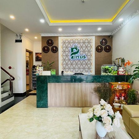 Pinus Hotel Далат Екстер'єр фото
