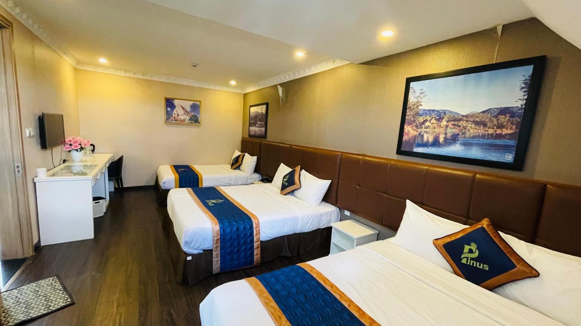 Pinus Hotel Далат Екстер'єр фото