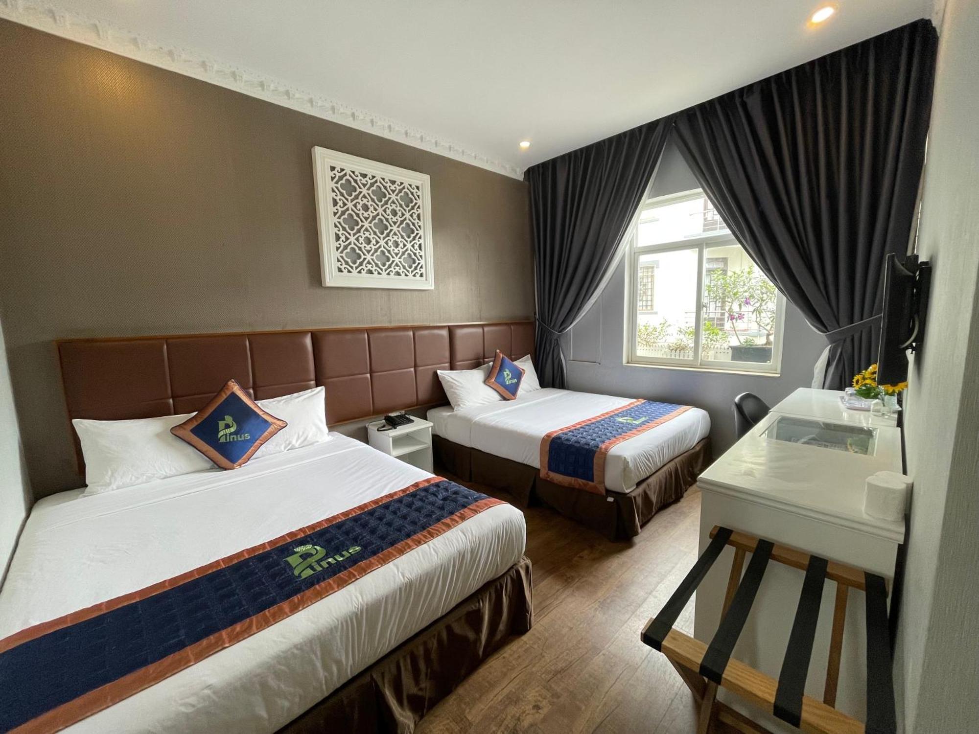 Pinus Hotel Далат Екстер'єр фото