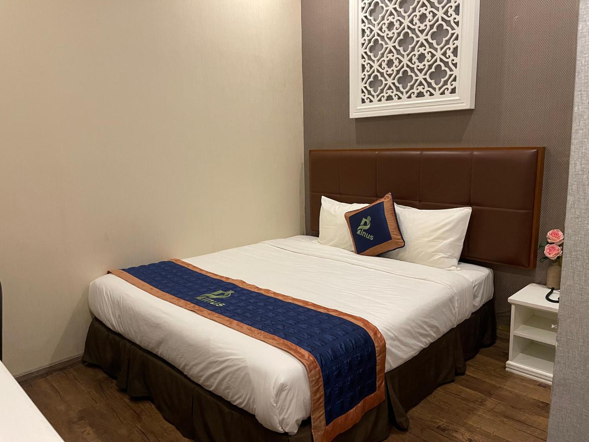 Pinus Hotel Далат Екстер'єр фото