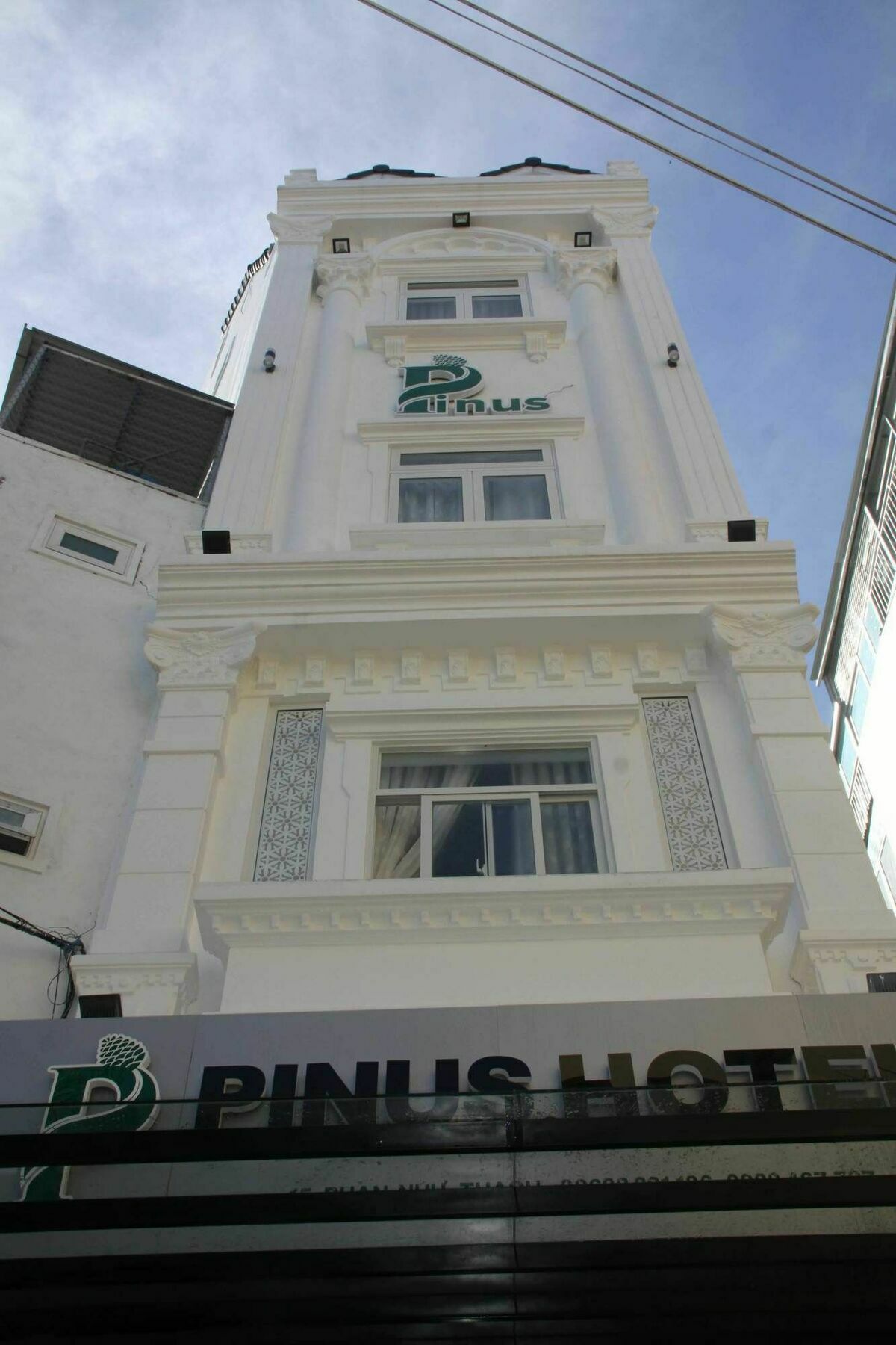Pinus Hotel Далат Екстер'єр фото